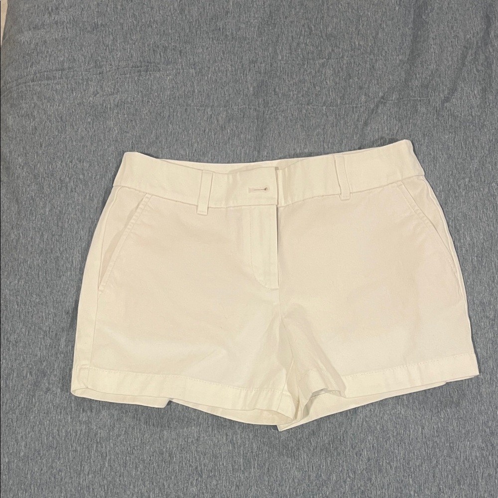 LOFT white Women's shorts